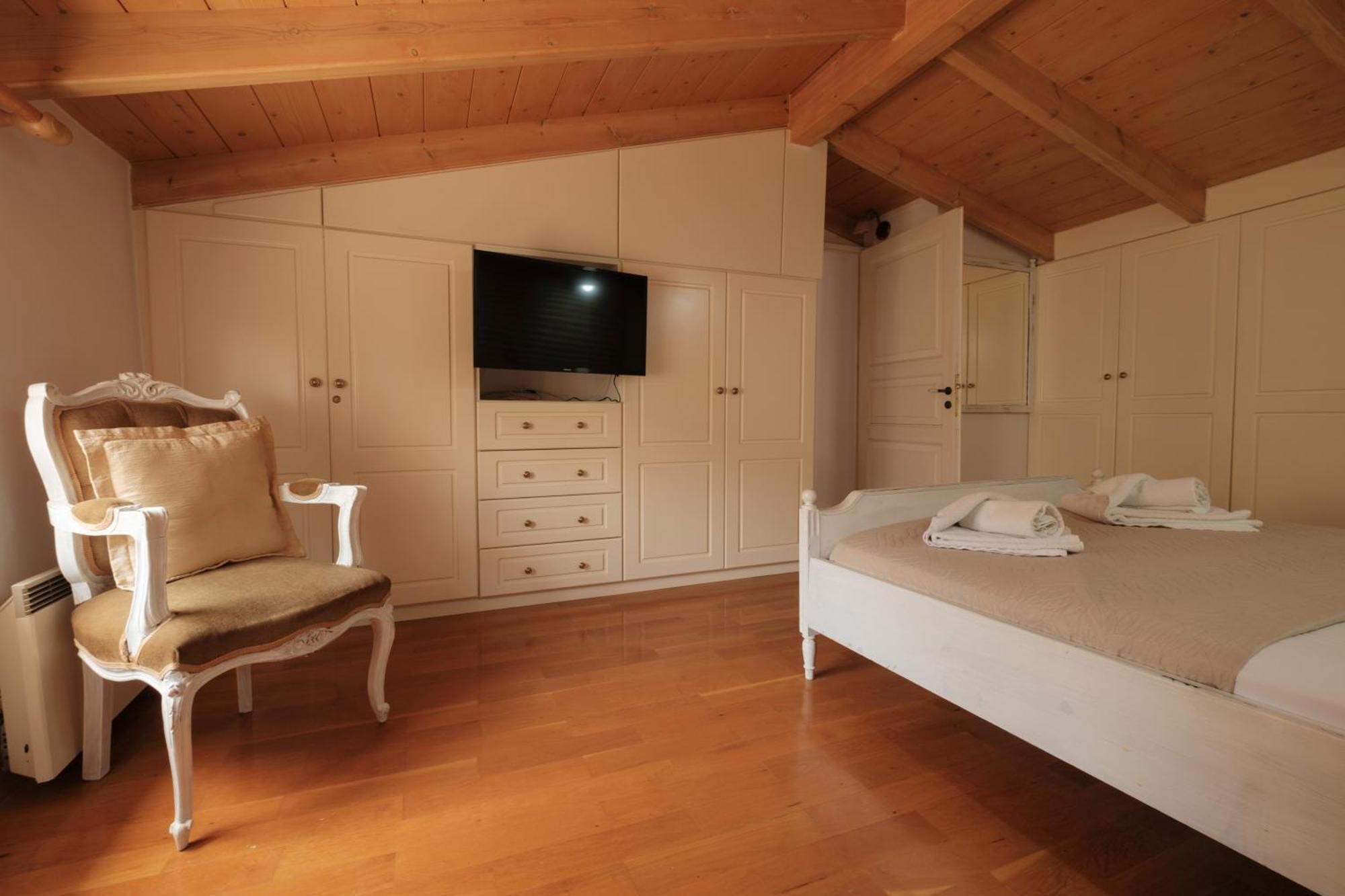 Holiday home Elieta Corfu Town Family House 2